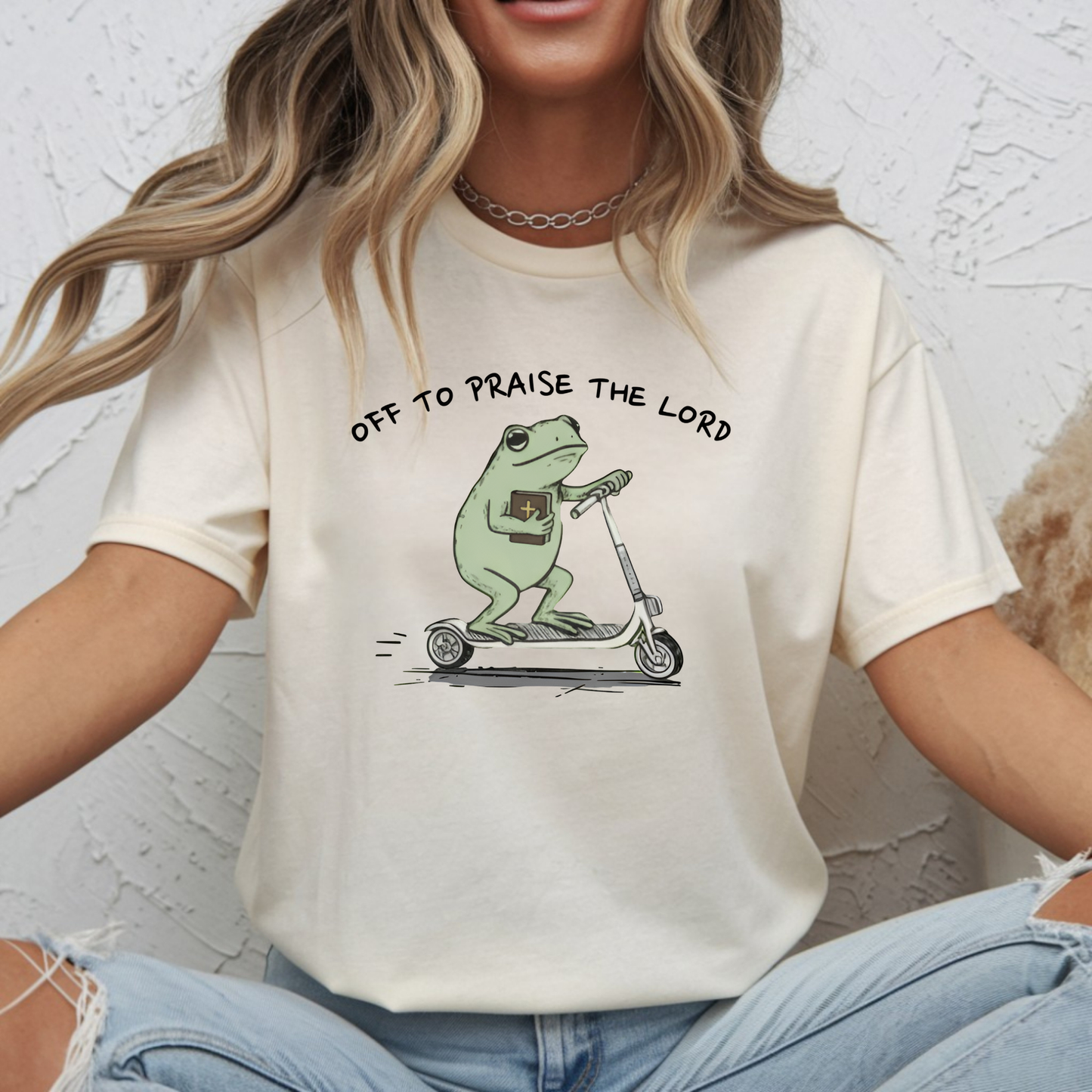 Off to Praise the Lord" Frog Graphic Tee | Comfort Colors® Hand-Pressed Southern Apparel